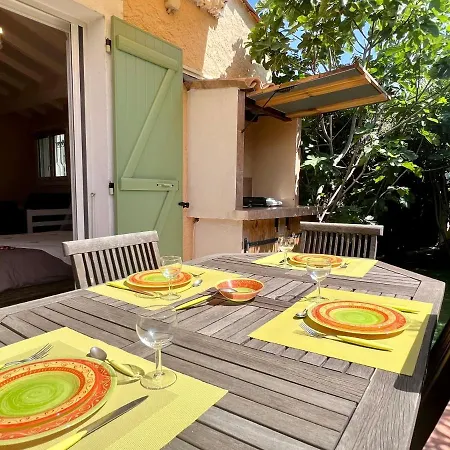 Bastide Du Levant - 50m - Rez De Jardin B&B 생트막시메